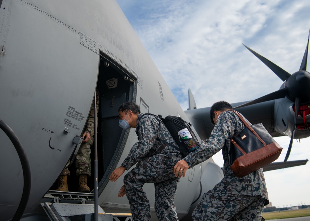 Yokota, Iruma Air Base cultivate partnerships through maintenance knowledge exchange