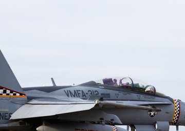 KS 25 | U.S. Marines, JASDF exchange end of exercise gifts