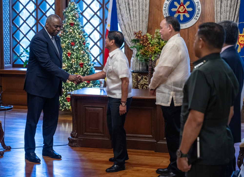 Secretary Austin meets with Philippine President Marcos