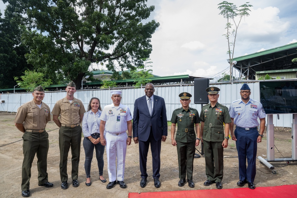 Secretary Austin meets with U.S., Philippine Service Members