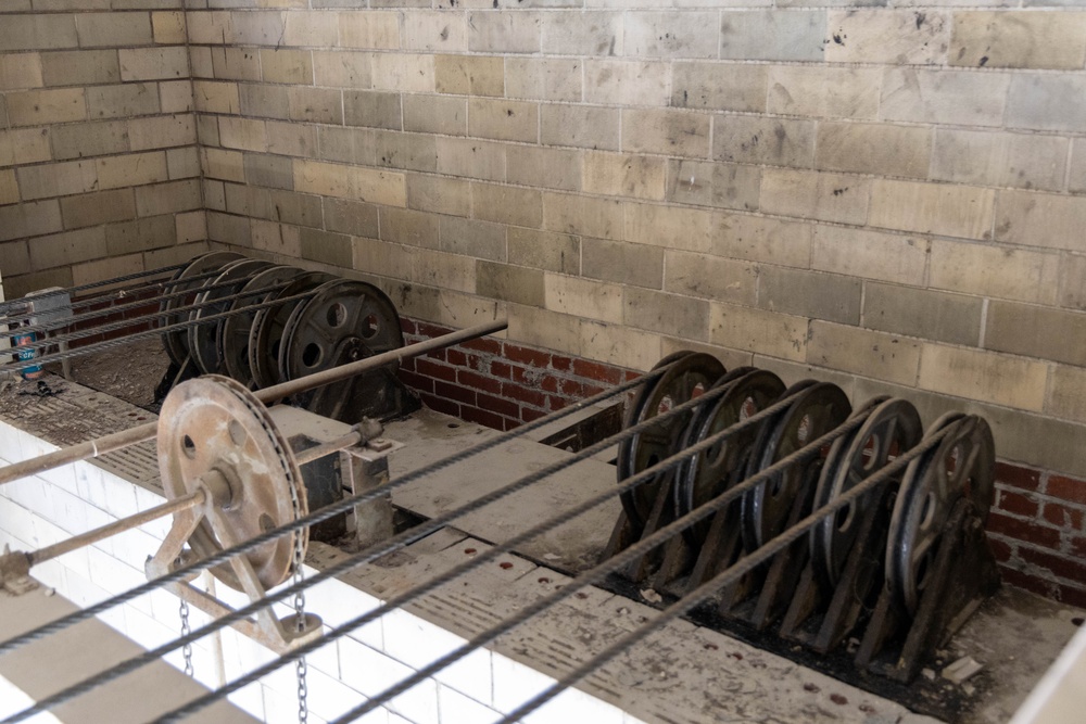 Operation renovation: Chinook hangar undergoes vital modernization efforts