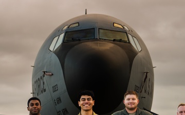 Fueling the fighters - faces behind the mission