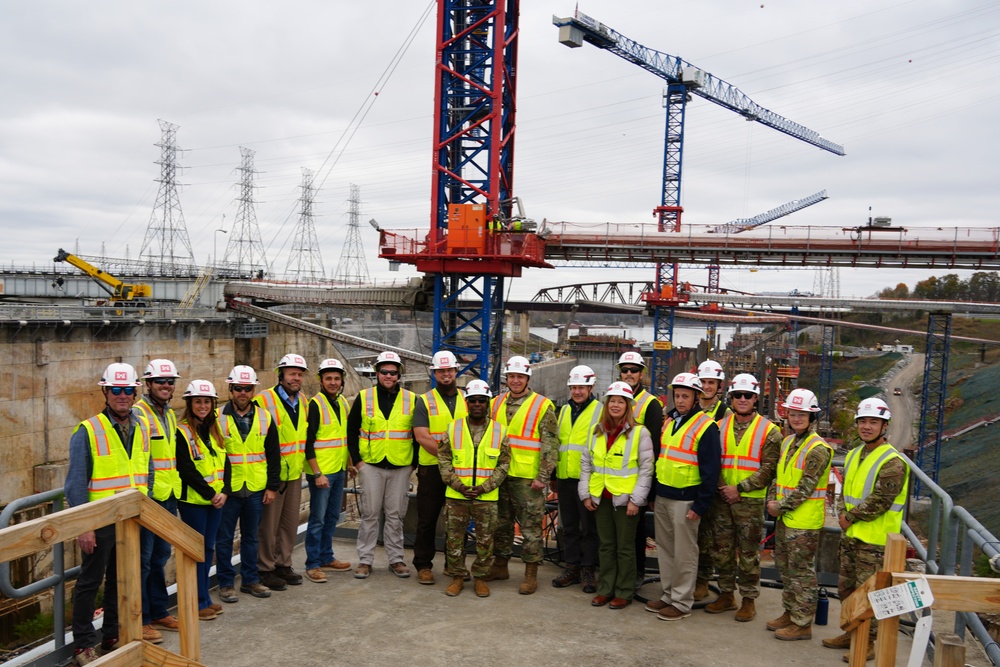 Maj. Gen. Jason Kelly Wraps Up Nashville District Tour with Visit to Kentucky Lock