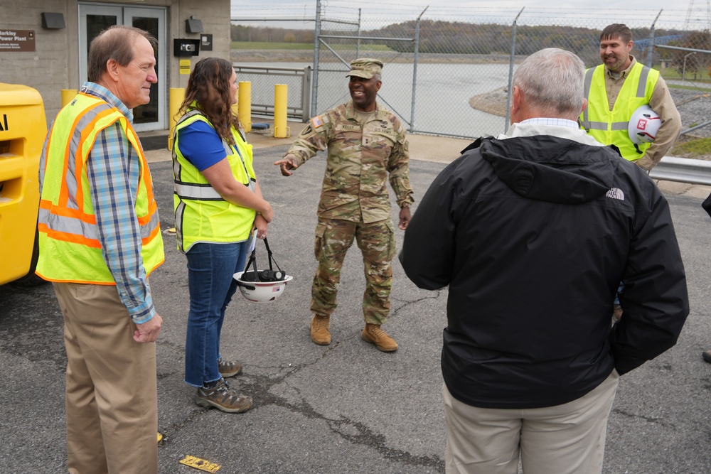 Deputy Commanding General for Civil Works and Emergency Operations visits Barkley Dam