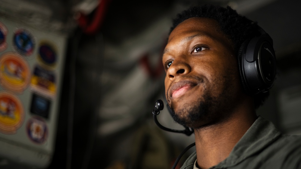 Fueling the fighters - faces behind the mission