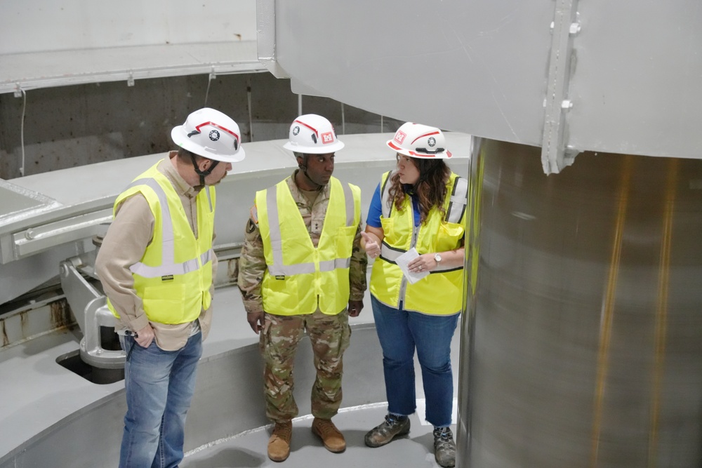 Deputy Commanding General for Civil Works and Emergency Operations visits Barkley Dam