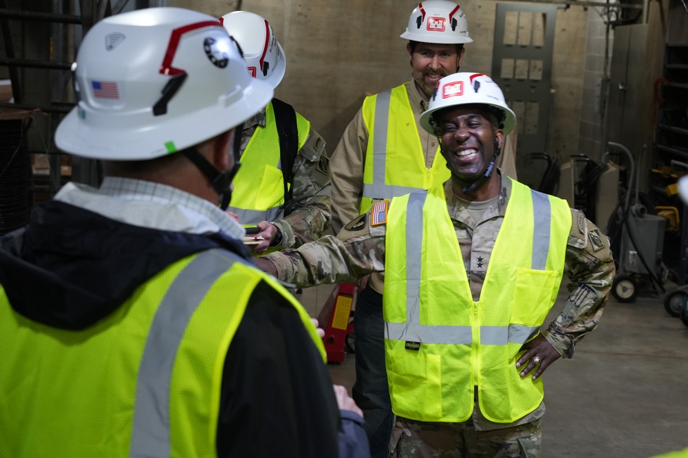 Deputy Commanding General for Civil Works and Emergency Operations visits Barkley Dam