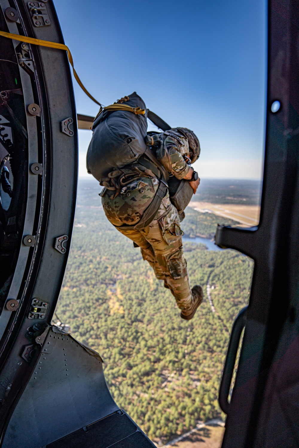 528th Sustainment Brigade Jump