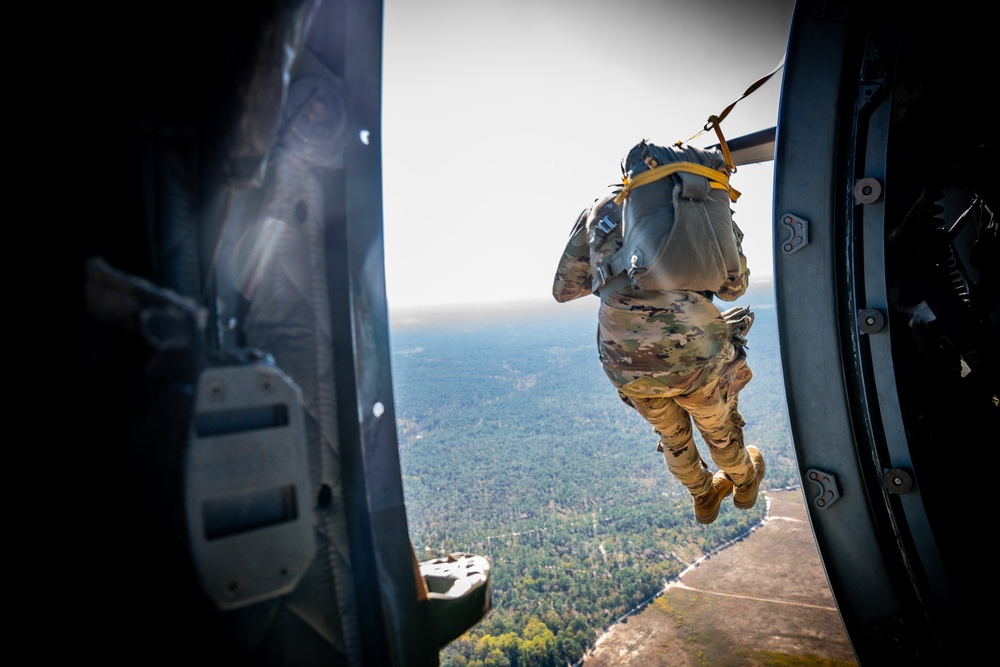 528th Sustainment Brigade Jump