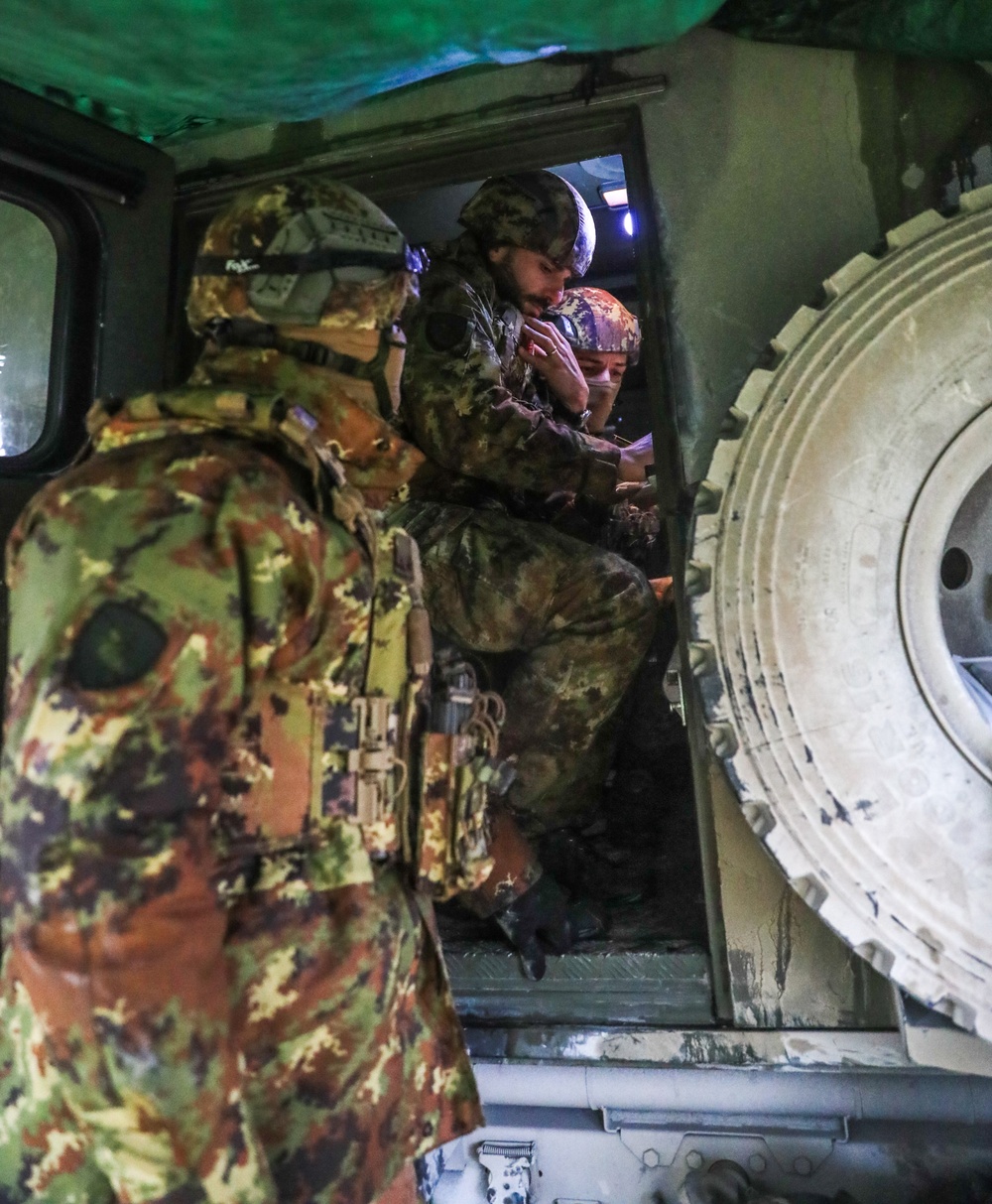 Italian soldiers conduct FH70 live fire exercise as part of the Dynamic Front 25