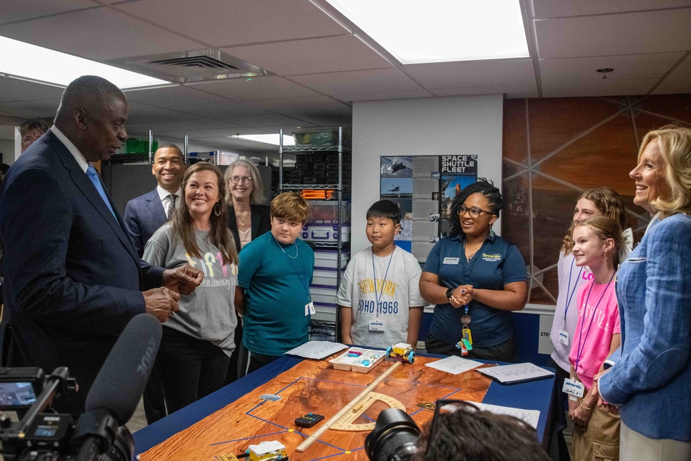 First Lady and Secretary of Defense visit STARBASE and MEMS