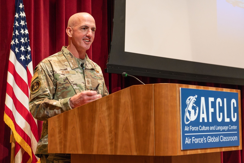 CMSAF Flosi addresses LREC Symposium