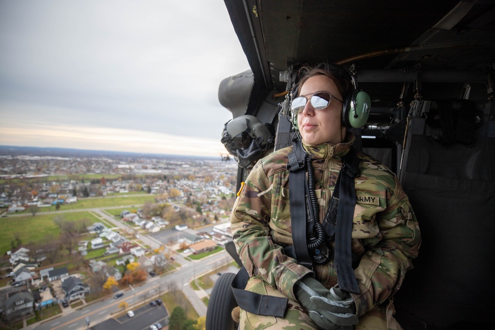 10th Mountain Division (LI) Combat Aviation Brigade participates in NFL Salute to Service