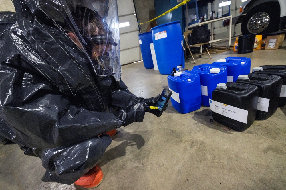 21st WMD-CST trains at Middlesex Fire Academy