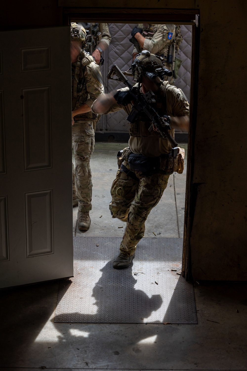 Marine Raiders conduct Live-Fire Shoot House during DA Package