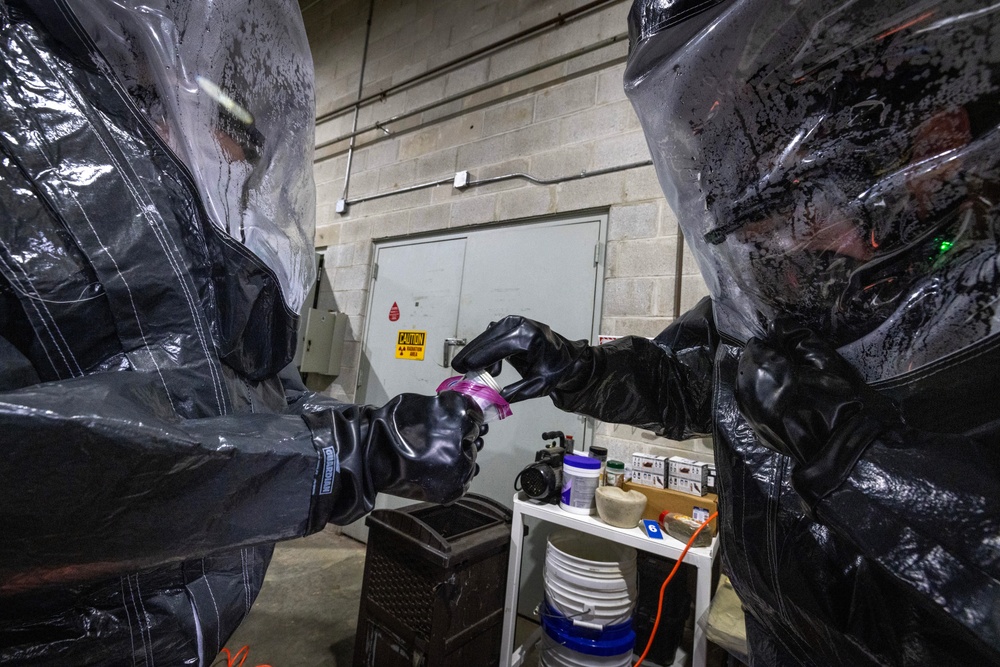 21st WMD-CST trains at Middlesex Fire Academy