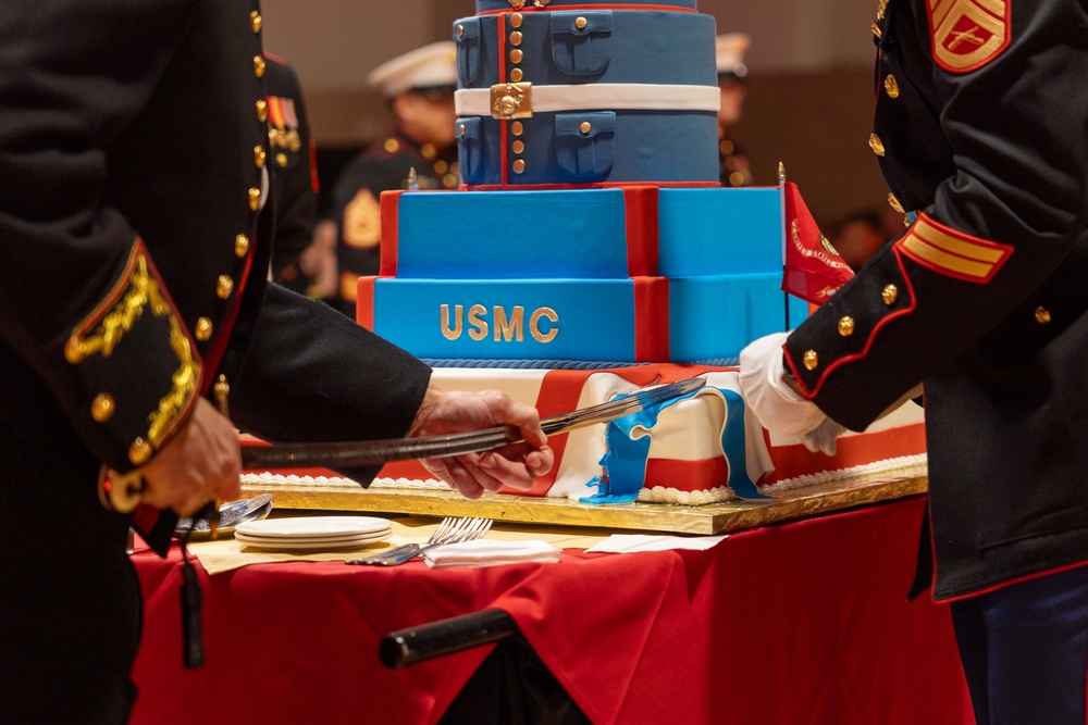 MARSOC Hosts 249th Marine Corps Birthday Ball