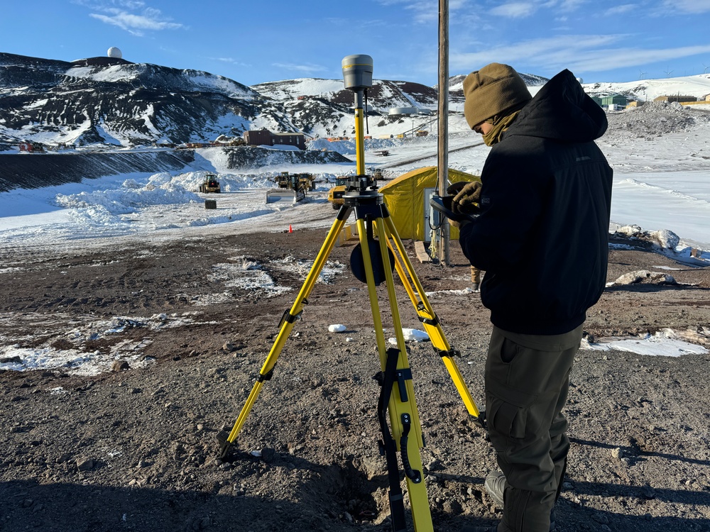 DET Antarctica Surveyors (NMCB-3)