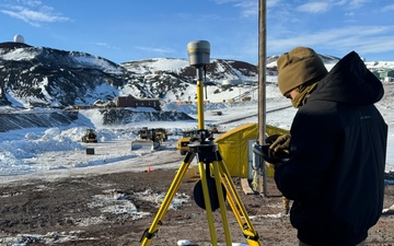 DET Antarctica Surveyors (NMCB-3)