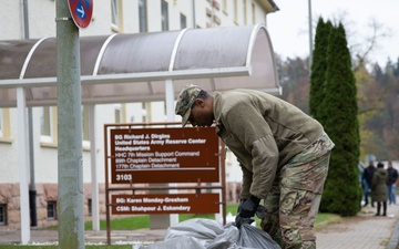 7th MSC Participates in Area Beautification