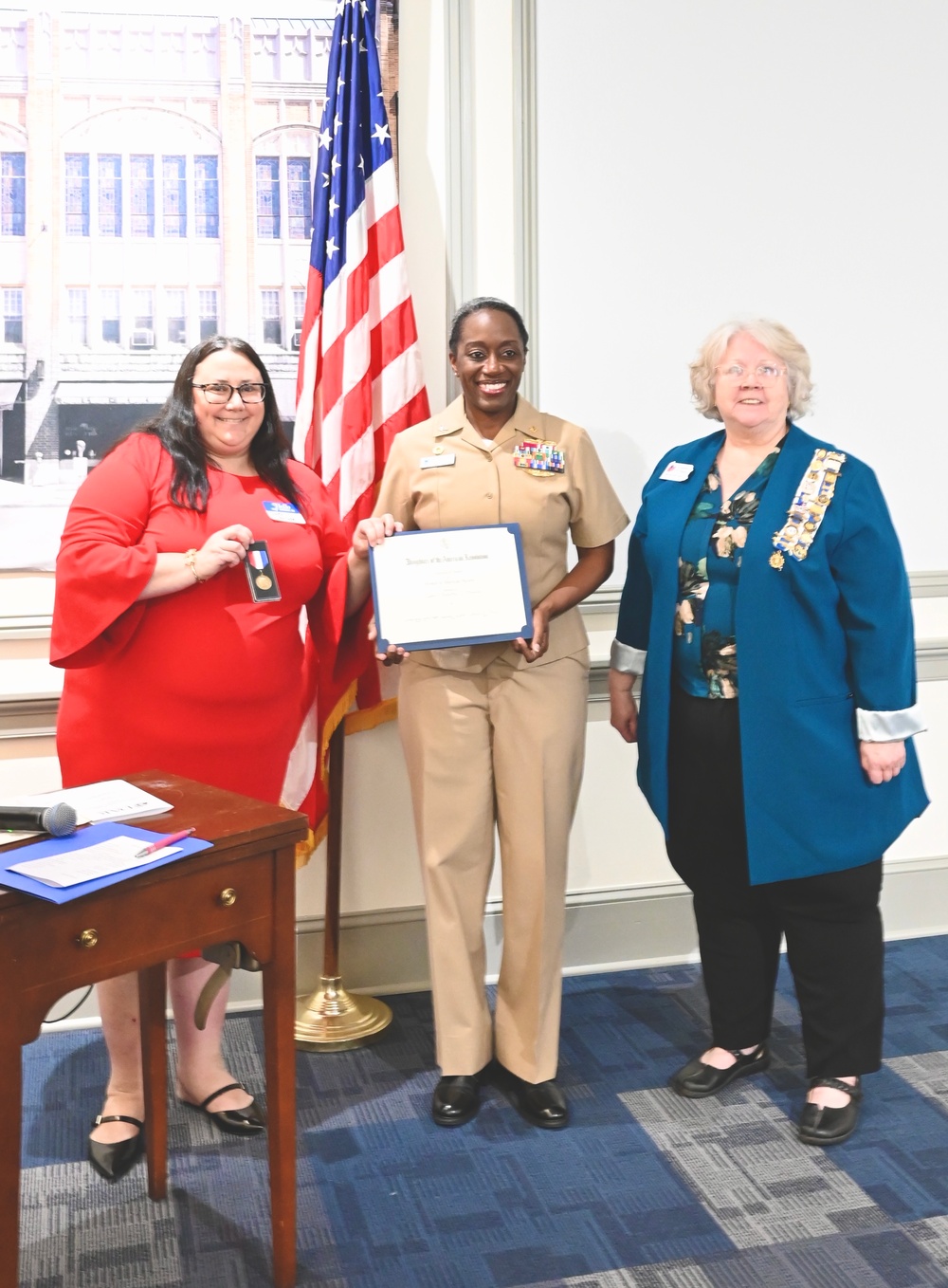 DAR Presents Women in American History Award to NSA Mechanicsburg’s First Female CO