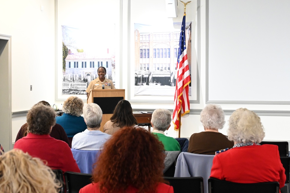 DAR Presents Women in American History Award to NSA Mechanicsburg’s First Female CO