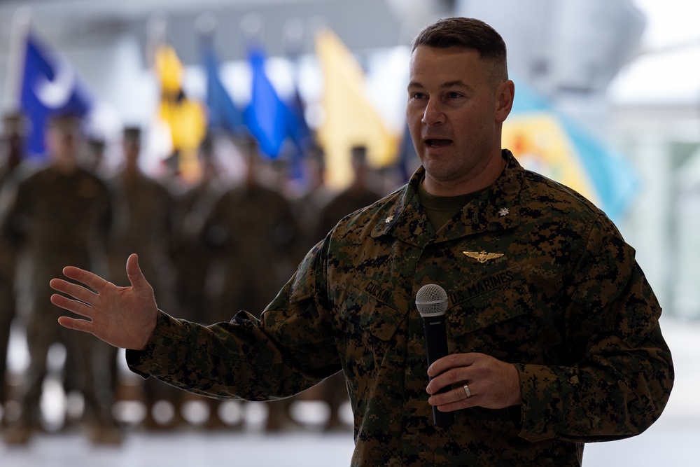 VMM-261 change of command ceremony