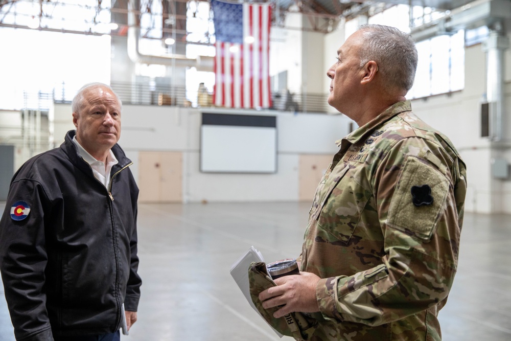 Major General Joseph Ricciardi meets Mayor of Aurora Colorado, Mike Coffman