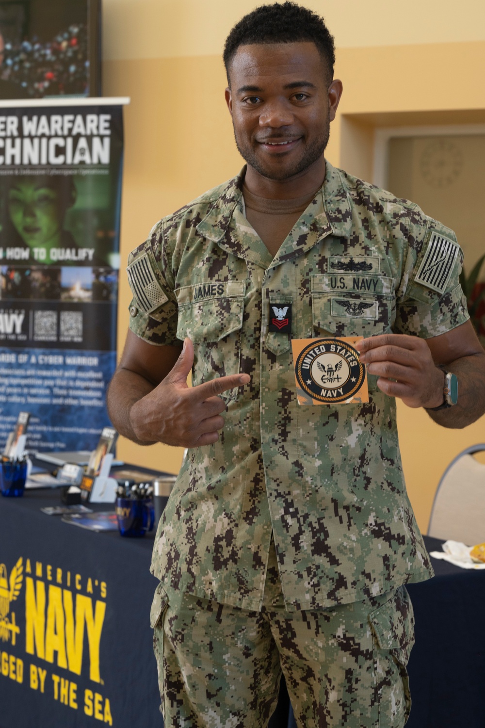 NTAG Miami Sailor Talks Navy Life at Palmcon 2024