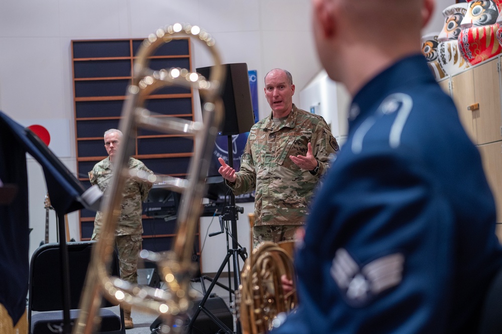 USFJ/5AF, 374 AW commanders visit Band of the Pacific-Asia