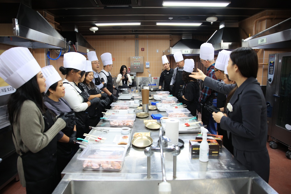 Building Bonds Through Flavor: 19th ESC Visits Chimcking Headquarters