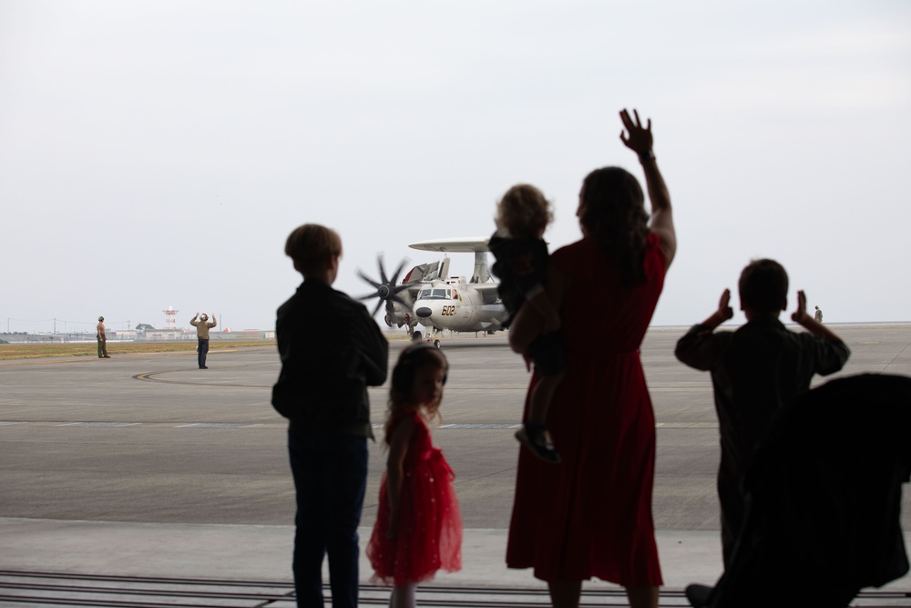 CVW-5 pilots return to Marine Corps Air Station Iwakuni