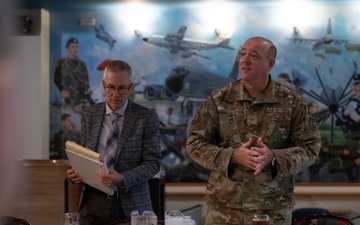 Brig. Gen. Patrick Miller visits RAF Mildenhall