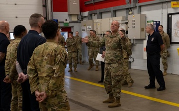 Brig. Gen. Patrick Miller visits RAF Mildenhall