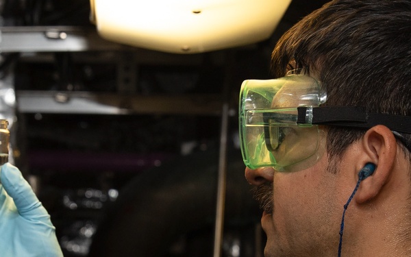 USS Omaha, LCS 12 Tests Potable Water while Underway in South Chnia Sea for Total Bromine Results