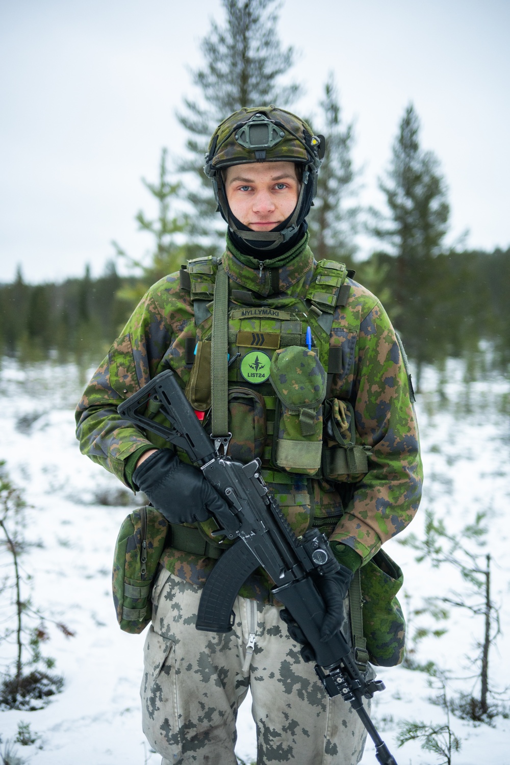 Dynamic Front 25 - Finnish Soldier Portrait