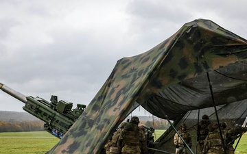 2CR Soldiers fire live rounds with M777A2 howitzer during Dynamic Front 25