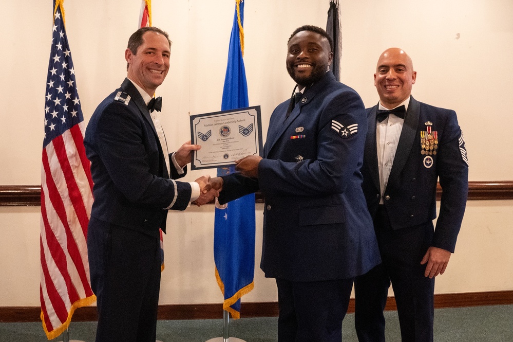 RAF Lakenheath recognizes ALS graduates