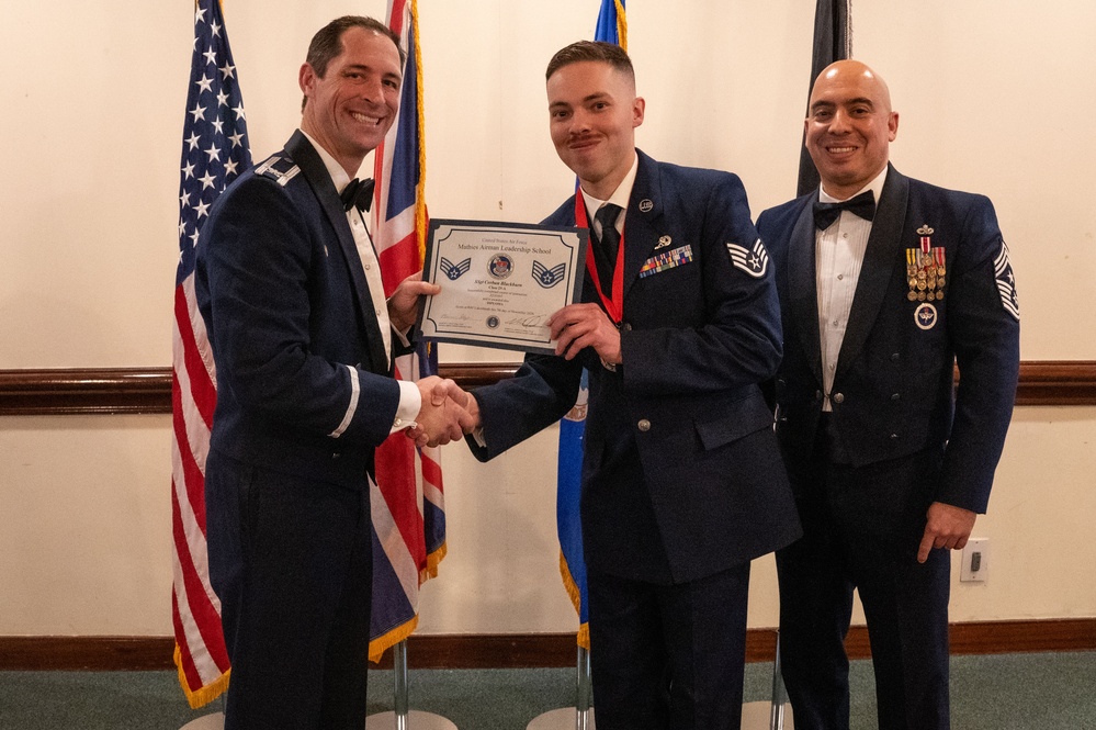RAF Lakenheath recognizes ALS graduates