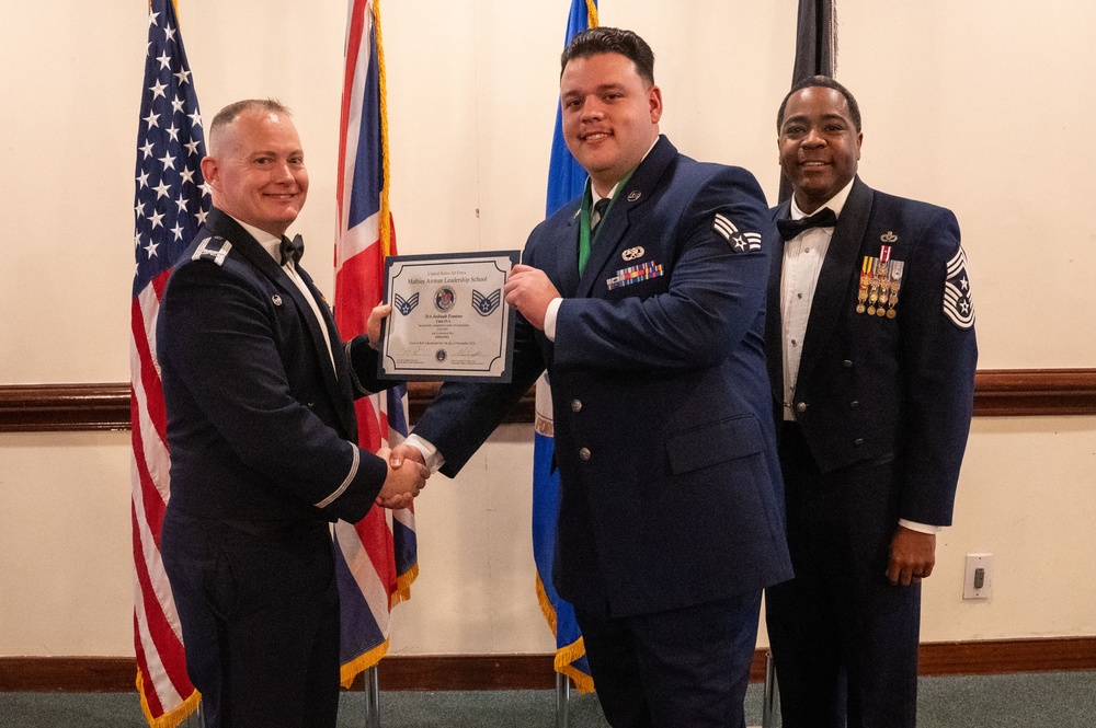 RAF Lakenheath recognizes ALS graduates