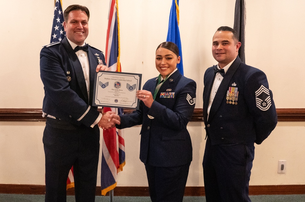 RAF Lakenheath recognizes ALS graduates