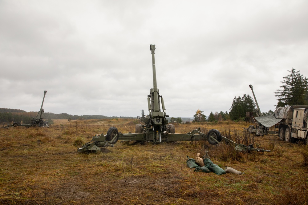 Italian Army soldiers participate in Dynamic Front 25 live fire exercise