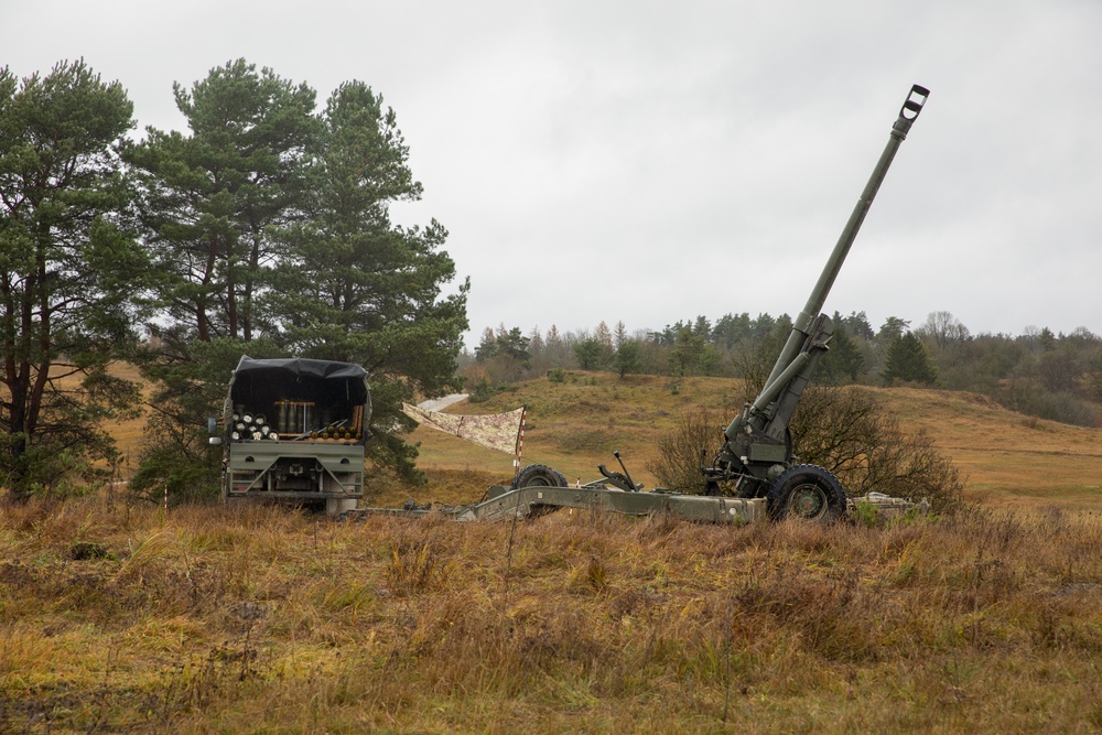 Italian Army soldiers participate in Dynamic Front 25 live fire exercise