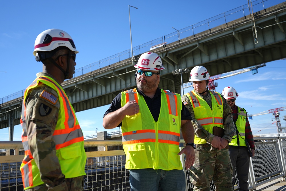 Maj. Gen. Jason Kelly starts Nashville District Tour with Visit to Chickamauga Lock