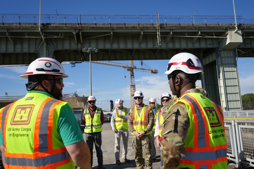 Deputy Commanding General for Civil Works visits key Nashville District projects