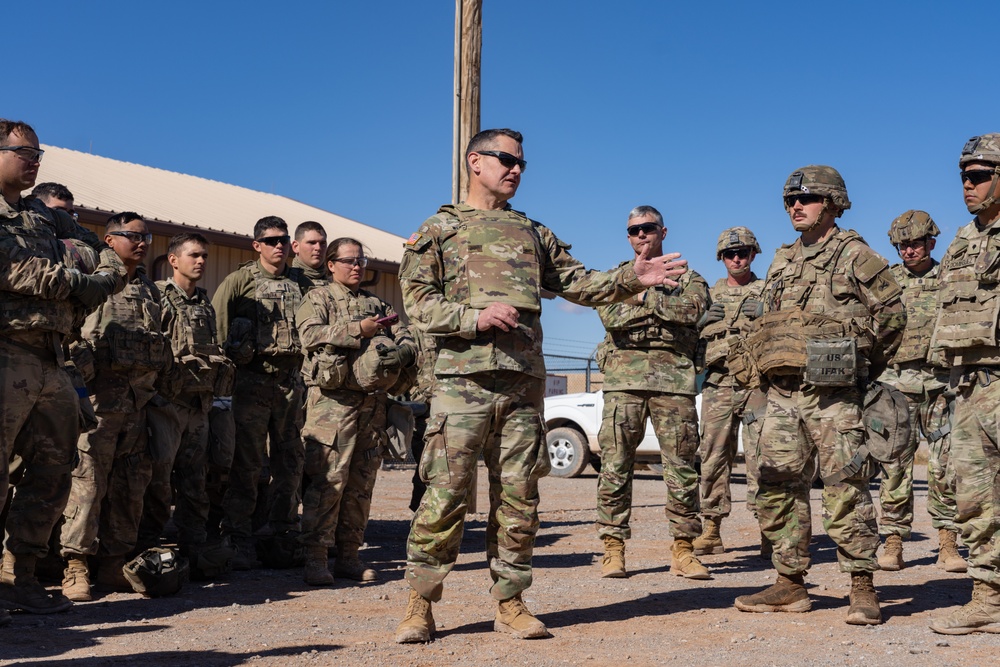 Sergeant Major of the Army Visits Fort Bliss Tank Gunnery