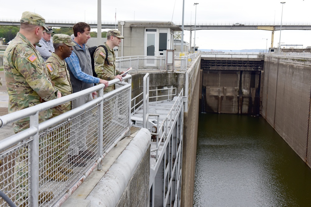 Maj. Gen. Jason Kelly visits Wilson Lock in Florence, Alabama