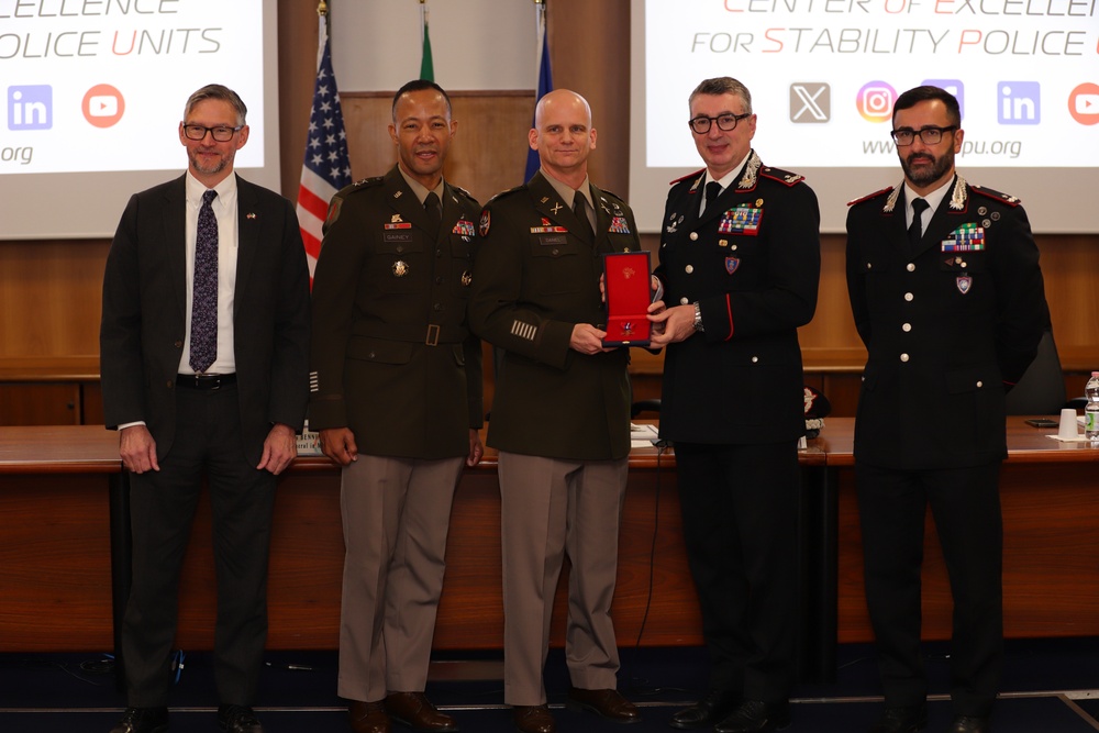 U.S. Army Officer honored with prestigious Italian Bronze Cross of Merit of the Carabinieri