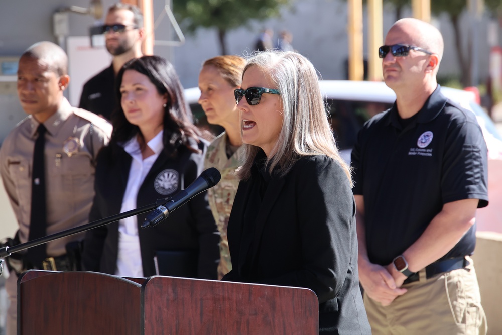 Arizona Governor Tours Port of Entry