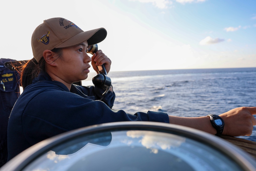 USS Arleigh Burke Man Overboard Drills